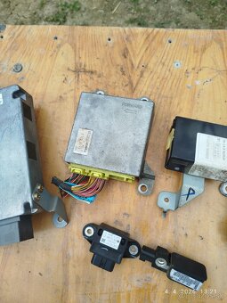 Predám diely na mazdu - 18