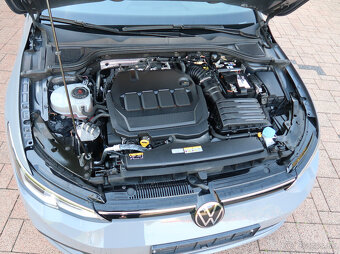 Volkswagen Golf 8 2.0 TDI DSG 2022 110KW Virtual ACC - 18