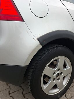 Golf 5 1.6 benzín automat - 18