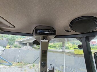 Case IH Farmall 100C HI-LO HD - Kolesový traktor - 18