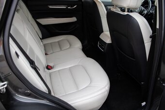 Mazda CX-5 2.5 Skyactiv-G194 Revolution, 143kW (2017) - 18
