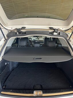 Mercedes C trieda T 220 d 9G - 18