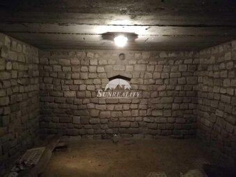 ZNÍŽENÁ CENA LEN U NÁS Predám - Chata s viničnou pivni - 18