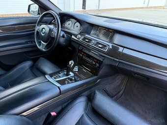 BMW 740d - 18