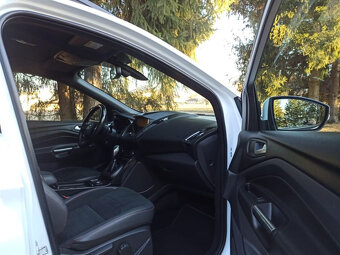 Ford Kuga 2.0 TDCi Duratorq 180k ST Line X A/T AWD Tiguan - 18
