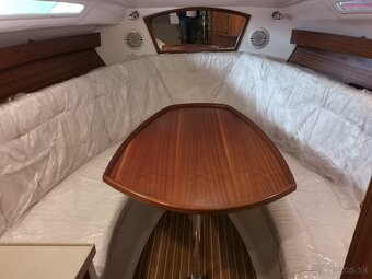 Quicksilver 890 - 18