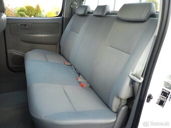 TOYOTA HILUX 2.5 D-4D 4x4 - 2011- 152tis km NAVIJAK-ŤAŽNE- - 18