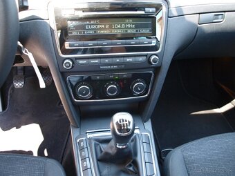 Škoda Superb Combi 1.4 TSI Ambition - 18