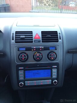 Volkswagen Touran 1.9TDi 7-miest - 18