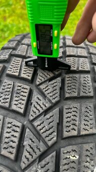 Zimne pneumatiky 215/70 R16 - 18