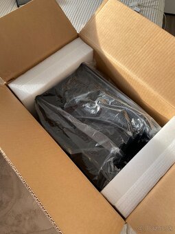 🖥️ PC skrinka – Zalman P10 Black - 18