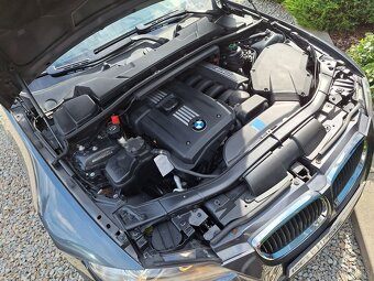 BMW 325i N52 - NAVI, KAMERA AKČNÍ CENA - 18