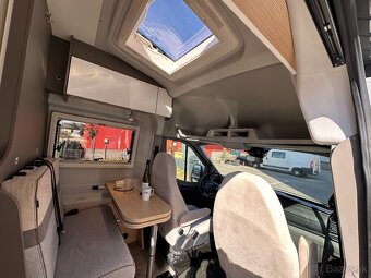 Camper Van LMC Innovan 590 170PS MT - 18