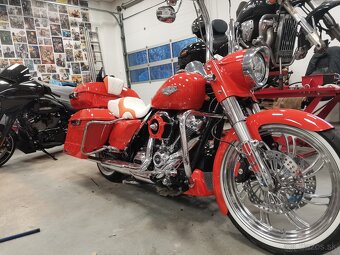 Harley Davidson Road King - 18