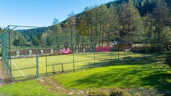 PREDAJ : rodinný dom na slnečnom veľkom pozemku v obci Hrone - 18