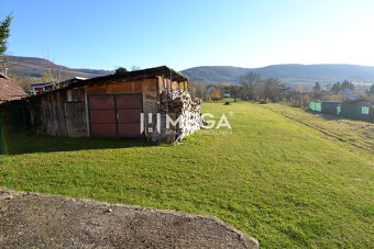 Na prenájom priestranný rodinný dom v obci Modra nad Cirocho - 18