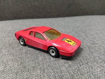 Predám 10x Matchbox - 18