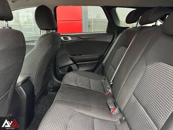 Kia Ceed SW 1.5 T-GDi Silver, Slovenské vozidlo - 18