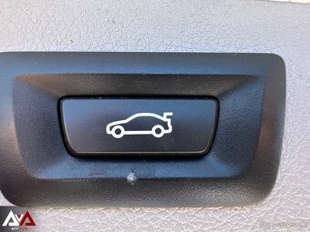 BMW Rad 3 Touring 318d, Pôvodný lak, 121 695km, SR - 18