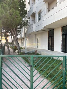 2 izbový apartmán pri mori v Albánsku s terasou, 50m2 - 18