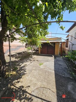 Rodinný dom s veľkou záhradou - 18