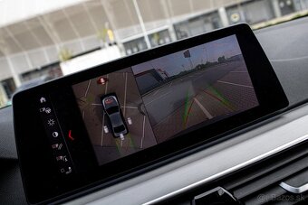 BMW Rad 5 530d xDrive A/T Záruka aj na splátky - 18