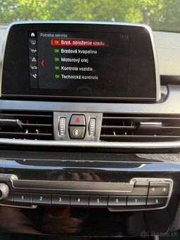 BMW Rad 2 Gran Tourer 2 218i A/T - 18