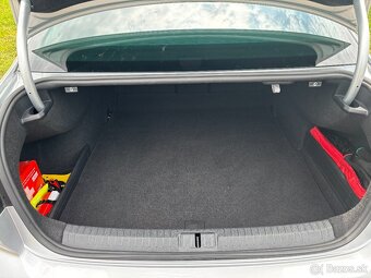 Volkswagen Passat B8 2.0 TDI r.v. 2015 - 18