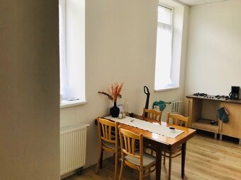 POLYFUNKČNÝ OBJEKT - 4. podlažný, 168m2, PO - 18