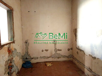 ‼️ Znížená cena ‼️ Predaj rodinného domu - Plášťovce  (039-1 - 18