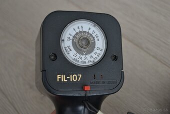 RETRO FOTOAPARÁT Zenit-E + Helios 44-2 + príslušenstvo - 18