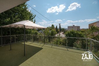 Priestranný RD s dvoma bytovými jednotkami Trenčín - 18