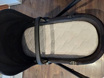 Kociar cybex eos - 18