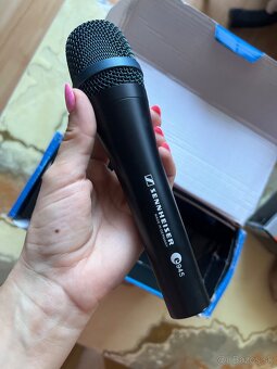 Shure, Senheisser, Neumann - 18