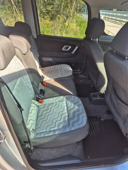 ŠKODA ROOMSTER 1.2HTP 51KW M5 2008 NOVÉ KÚPENÉ NA SK - 18