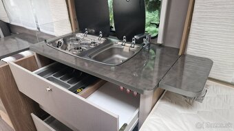 Karavan Burstner Premio 395 TS klimatizácia. Mover, 2017 - 18