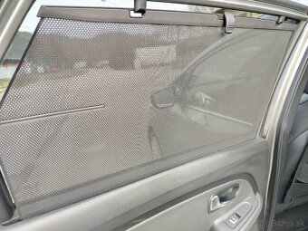 Kia Carens - 18