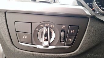 BMW X3 30i 185kW x Drive AT, 1. majiteľ, kúpené v SR - 18