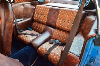 Ford Mustang Fastback z roku 1970 - 18