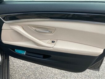 BMW 520d top stav - 18
