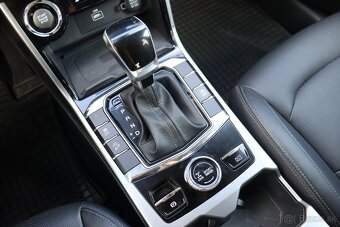 SsangYong Korando 1.5 Turbo e-XGI 163k Premium AWD A/T - 18