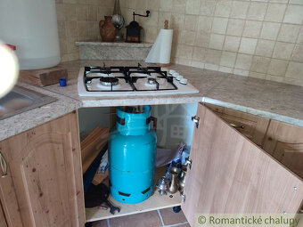 Útulná a priestranná rekreačná chata v chatovej osade v lo - 18