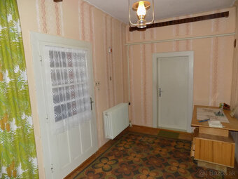 Na predaj chalupa v obci Kuraľany s garážou , pozemok 1536 - 18