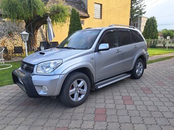Toyota rav4 2.0 D-4D 85kw - 18