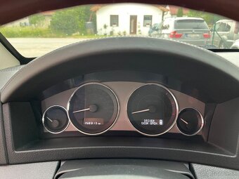 Jeep Grand Cherokee 3.0 CRD = OverLand, r.v 2010, 15313km = - 18