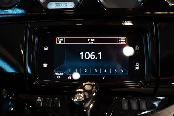 Harley Davidson Street Glide ULTRA LIMITED - 18