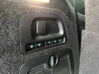 Ford Galaxy 2.0 TDCi EcoBlue twin-turbo Titanium A/T - 18