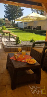 BAR v úplnom centre  obce Špačince - 18