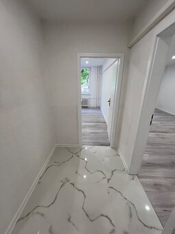 Na predaj 4 izbový byt, kompletná rekonštrukcia, Nové Zámky - 18
