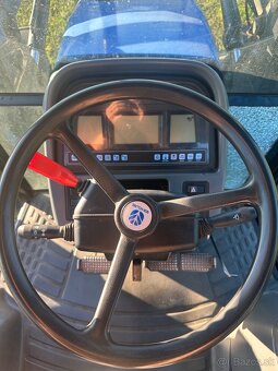 New Holland TS90 - 18